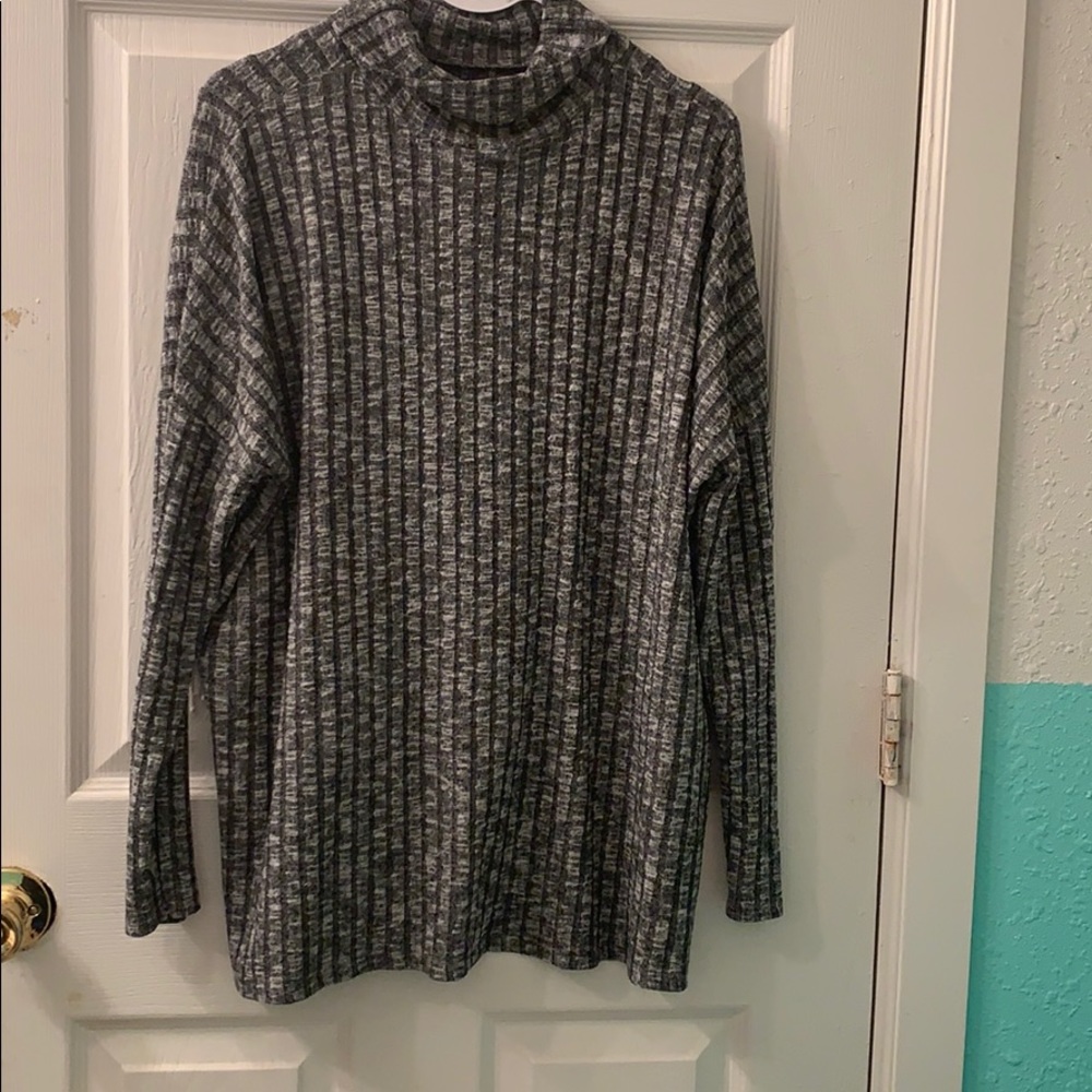 Turtleneck long sleeve